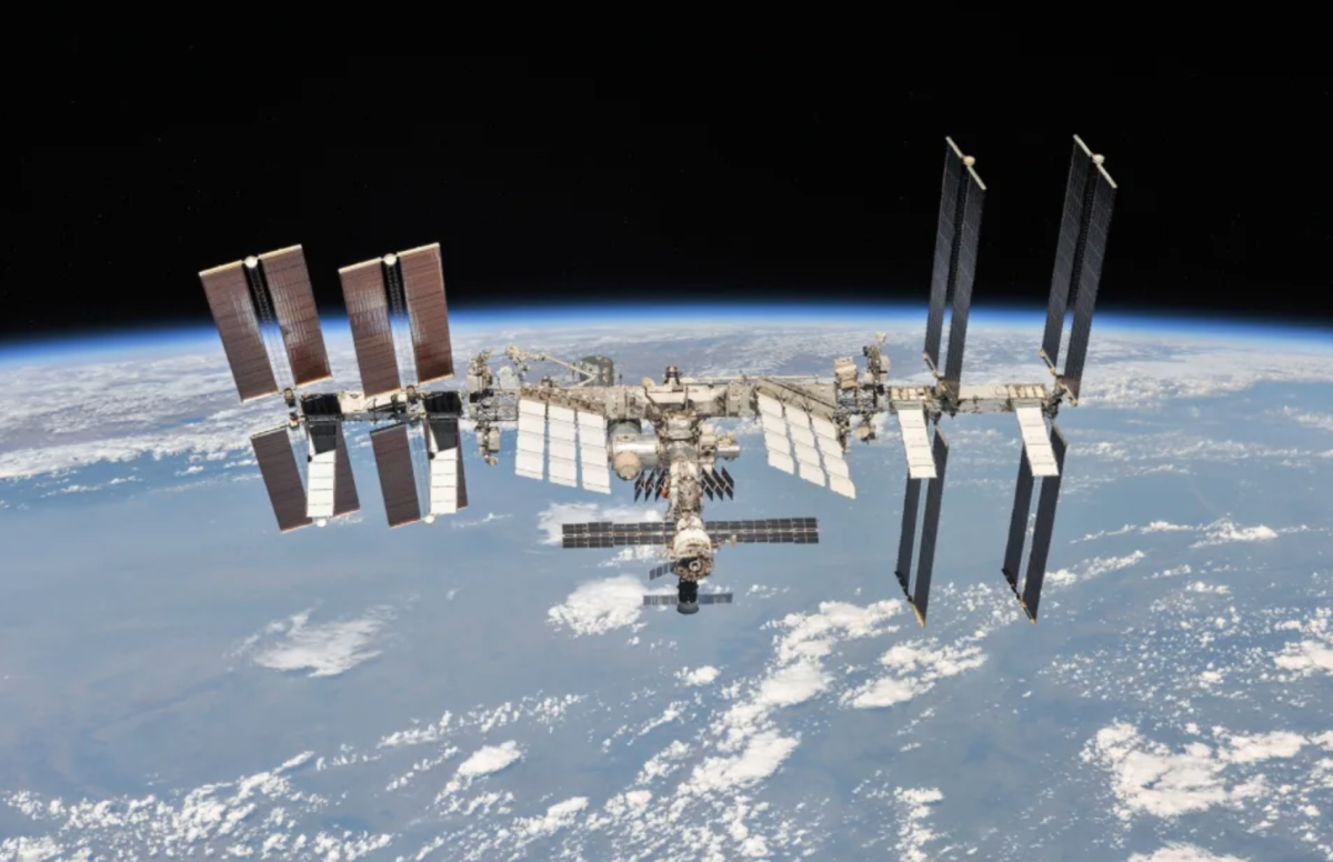NASA gives SpaceX the privilege of crashing the ISS into the sea