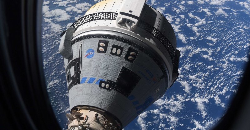 Starliner astronauts give first tour of the docked spacecraft